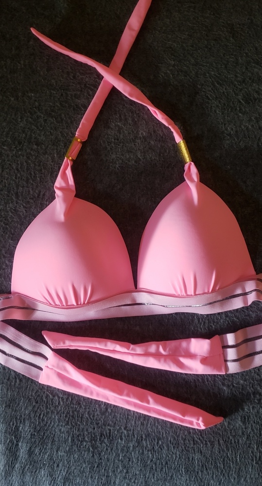 Pink bikini top